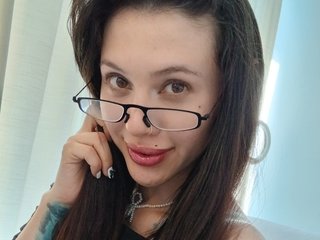 Erotischer Video -Chat RevySadashiTrue