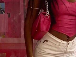 Erotischer Video -Chat Rinah77xx