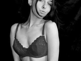 Erotischer Video -Chat -KittyDoll-Meow-