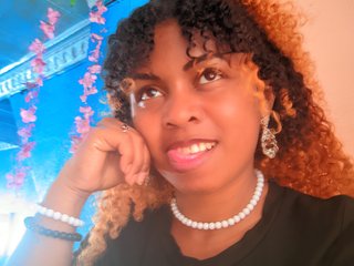 Erotischer Video -Chat rolia15