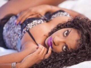 Erotischer Video -Chat RoxiRox