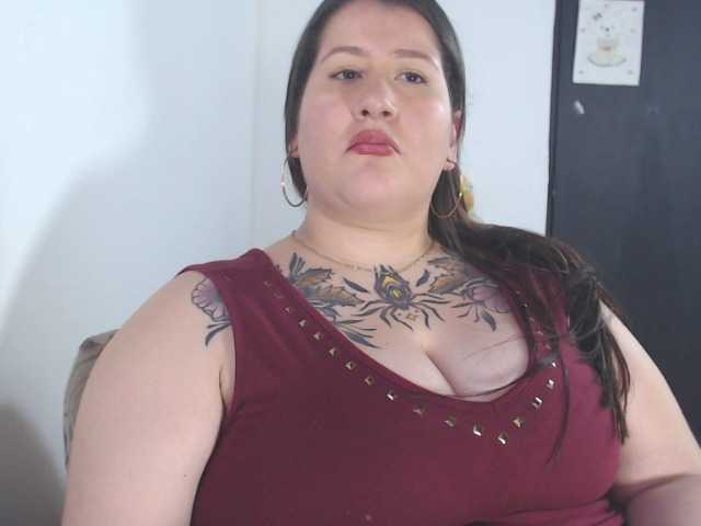 Fotos ROXXAN911 Welcome to my room, enjoy it! #fuckpussy #bigtits #bbw #fat #tattoo #bigpussy #latina