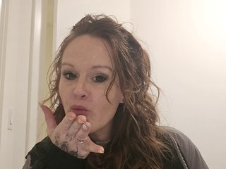 Erotischer Video -Chat S3xylilplaytoy69