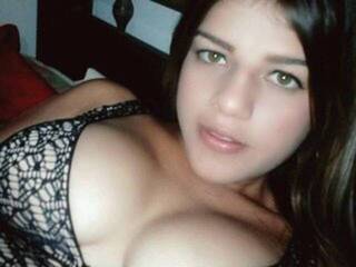 Erotischer Video -Chat SamyThomson