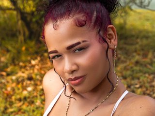 Erotischer Video -Chat Sara-Walsh