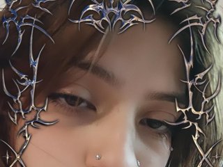 Erotischer Video -Chat SARAI-PETITE