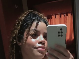 Erotischer Video -Chat saramorales1