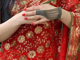 Erotischer Video -Chat Saranya