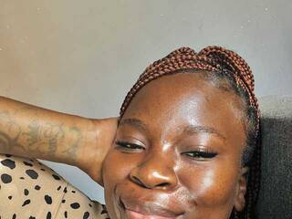 Erotischer Video -Chat Secymelanin