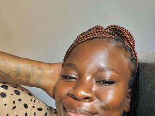 Erotischer Video -Chat Secymelanin