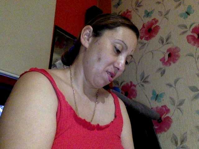 Fotos sexmari39 Helllo i m here for naughty fun roleplay and games xoxoxoxox. :big_107 :big13 :big44