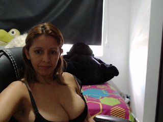Fotos sexy31hellen Hi guys, I'm Andrea welcome to my room naked 100 fichas