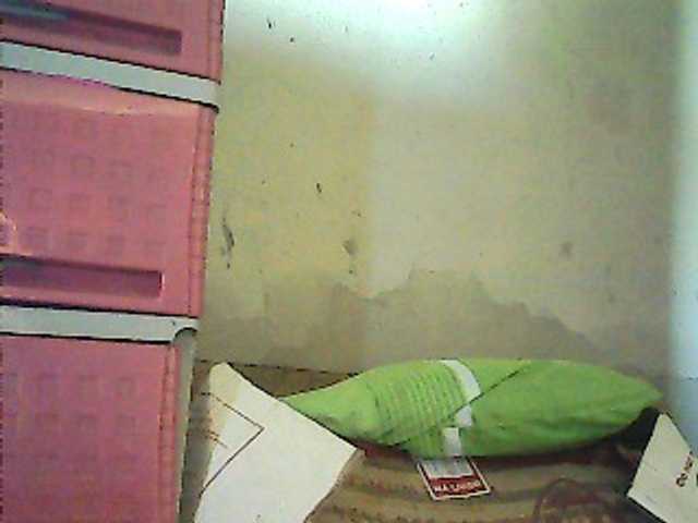 Fotos Sharlothxx hey guys welcome to my room:)