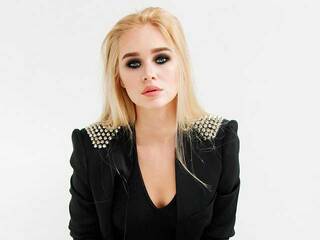 Erotischer Video -Chat ShayaWinx