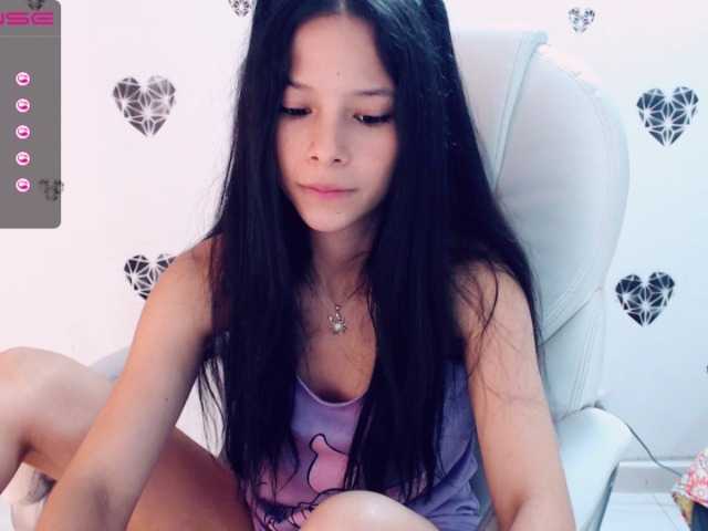 Fotos softdoll hi guy, welconme my room, let's have fun #latina #teen #daddy #tease
