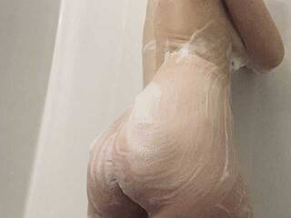 Erotischer Video -Chat Milsoo