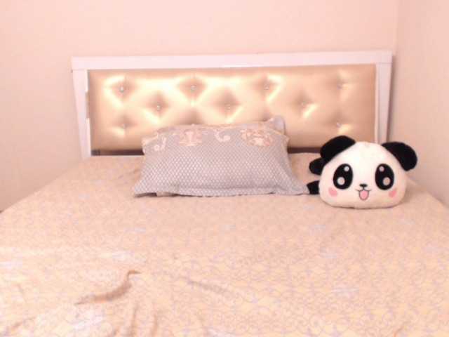 Fotos SweetHao Welcome in my room!Im Hao nice to meet you all guys!Lets have fun together