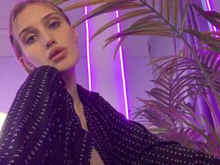 Erotischer Video -Chat TallTiranda