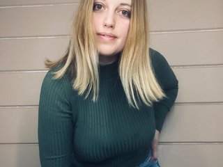 Erotischer Video -Chat TayaMeow