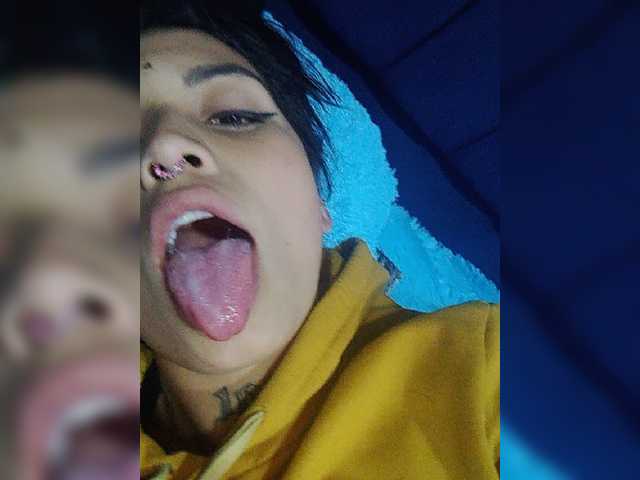 Fotos terezza1 hey welcome to my room!!#latina#teen#tattos#pretty#sexy#deep Throat#gaga#teen#sloppy#llong glove naked!!! finguer in pussy cum