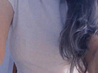 Erotischer Video -Chat Thyx-model