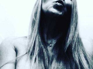 Erotischer Video -Chat tieta