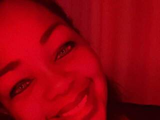 Erotischer Video -Chat Tina-rplay