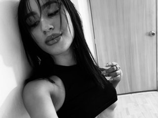 Erotischer Video -Chat tiny-sarah1