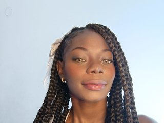 Erotischer Video -Chat tiny-sexy-ebony