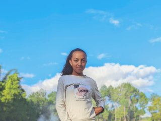 Erotischer Video -Chat Valisoa