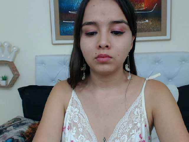 Fotos venusyiss Hi Lovers ! Today A mega Squirt , tip 333 to see my squit show and others to give me pleasure Tip=pleasure #latina #teen #natural #lovense #suggar