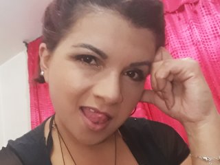 Erotischer Video-Chat vickycurious1