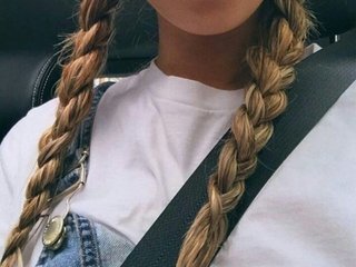 Erotischer Video -Chat Vicsi30