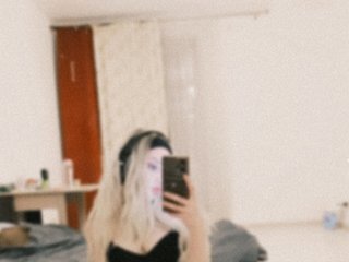 Erotischer Video -Chat WhiteKitsu