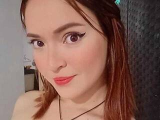 Erotischer Video -Chat Xayah-x