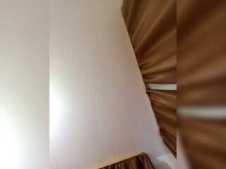 Erotischer Video -Chat Xrisa