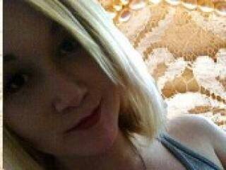 Erotischer Video -Chat xrosalinax