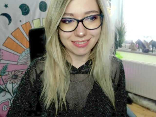 Fotos xxHeidiLove #lovense #joi #tease #cei #german #sph #cbt #young #girl #hot #cute #natural #healthy #ahegao #ass #english #sissy #cuckold