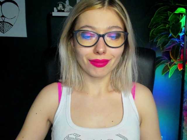 Fotos xxHeidiLove #joi #mistress #tease #cei #german #sph #lovense #cbt #young #hot #edging #cute #natural #ahegao #ass #english #sissy #cuckold