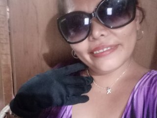 Erotischer Video-Chat xxLovelyjenxx