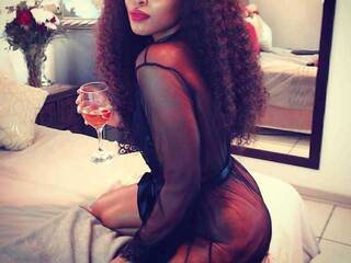 Erotischer Video -Chat Sadeh_