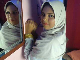 Erotischer Video -Chat YaminaIssawi