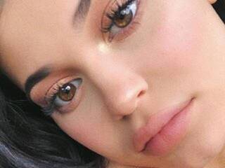 Erotischer Video -Chat YASMIHOT