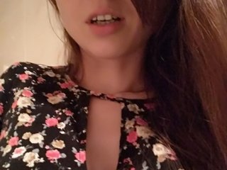 Erotischer Video-Chat yourhoneygirl