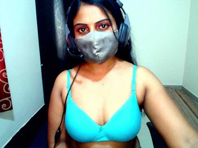 Fotos yoursavitha5 my neighbour at home | Make me Squirt at Pvt | Today free show for all| Please support | lets party [none] [none] [none]