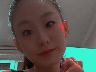 Erotischer Video -Chat Yumin