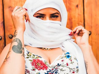 Erotischer Video -Chat zully-arabb