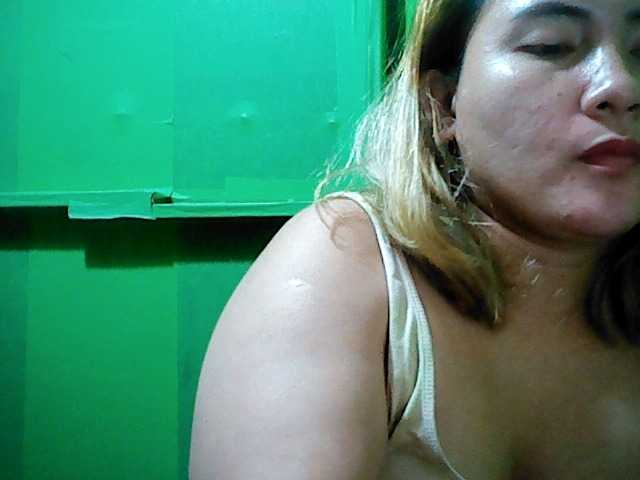 Fotos zyna6914 hello guy welcome to my room help me soem token guyz thank you for all help guyz...